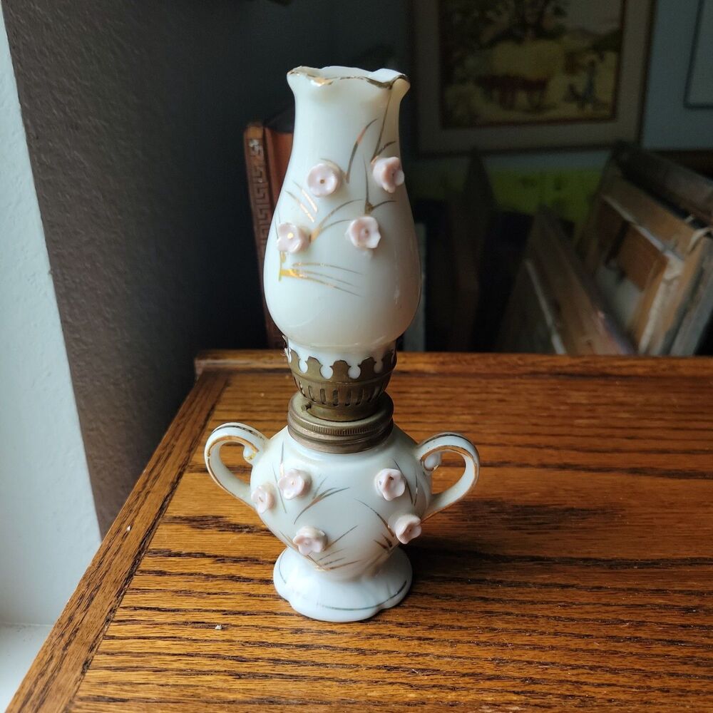 Vtg RELCO Porcelain Glass Pink Roses Oil Lamp 6.75" Japan Gold Gilt Cottage Gram